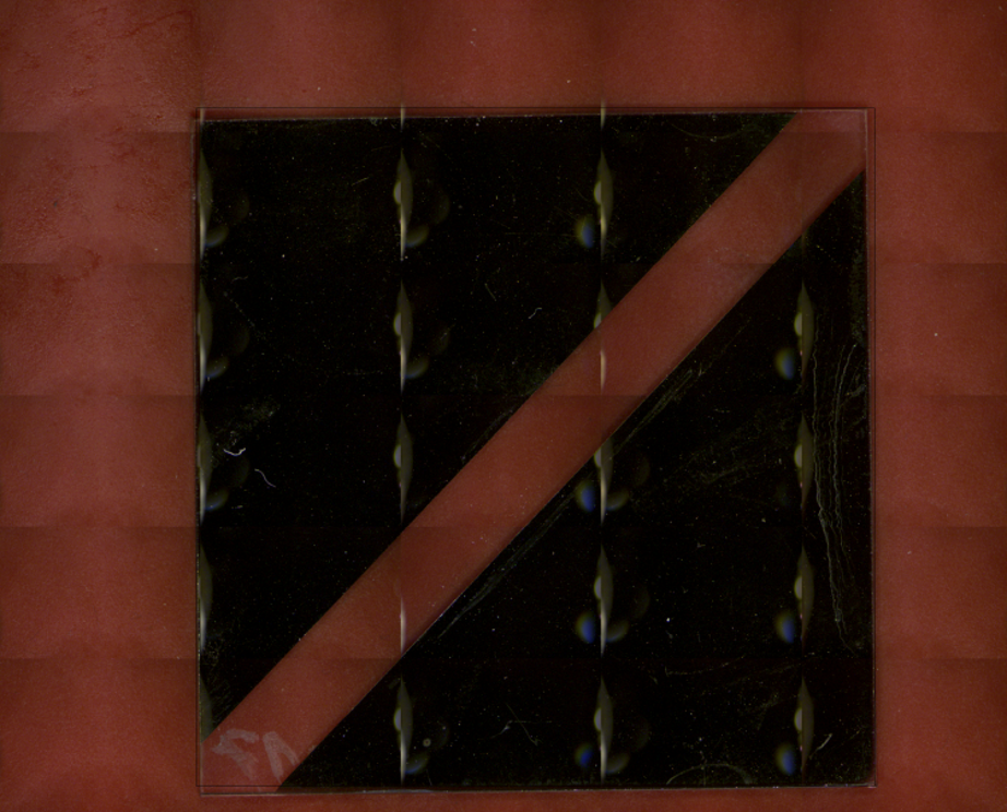 Die Probe, zwei Elektroden auf einem glass substrate, ist in Prüfkörper fr Die photoindustrierte eletrose。
