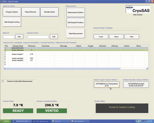 現在ロドされているサンプルと選択した分析方法を表示するCryoSASのメンソフトウェア画面。