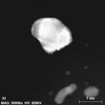 Pd-Pt核心壳体粒子的HAADF图像,本应用例中分析了最亮的一个